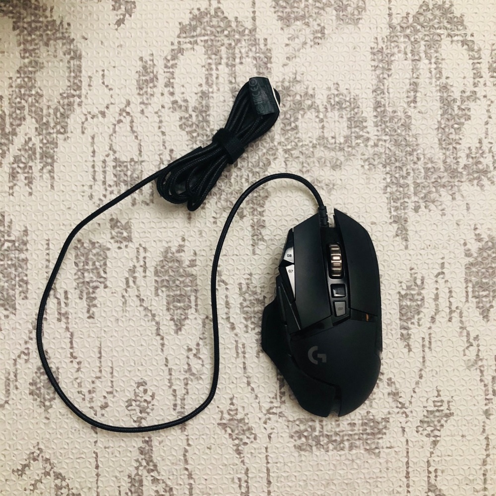 Logitech hero g502 wired gaming mouse